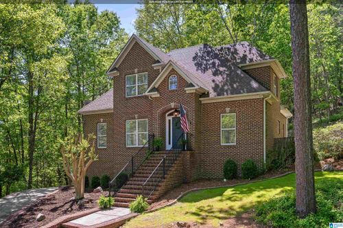 330 Woodbury Dr, STERRETT, AL, 35147-8121 | Card Image