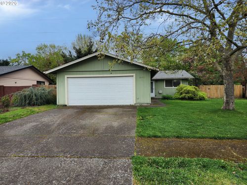 15714 Se 12th St, Vancouver, WA, 98683-8971 | Card Image