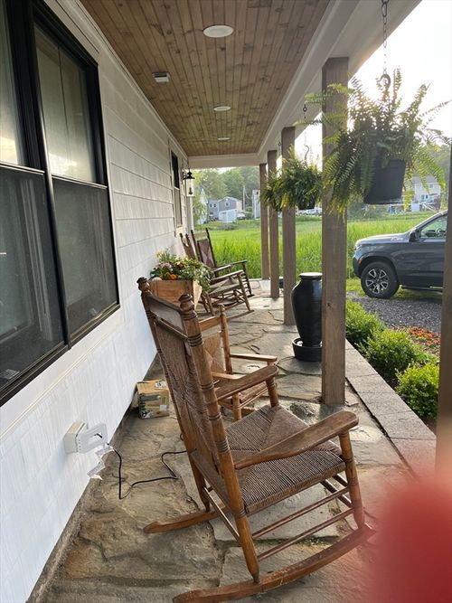 b-20 Gill St, Hampton, NH, 03842-4245 | Card Image