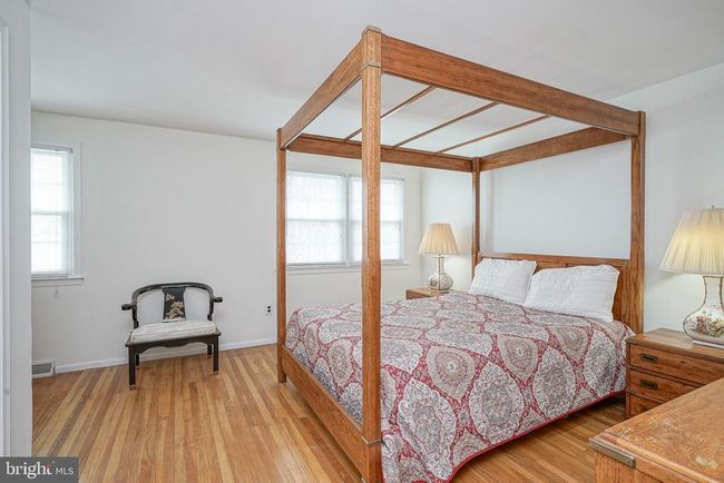 2403 Saint Charles Pl, House other with 4 bedrooms, 2 bathrooms and null parking in CINNAMINSON NJ | Image 19