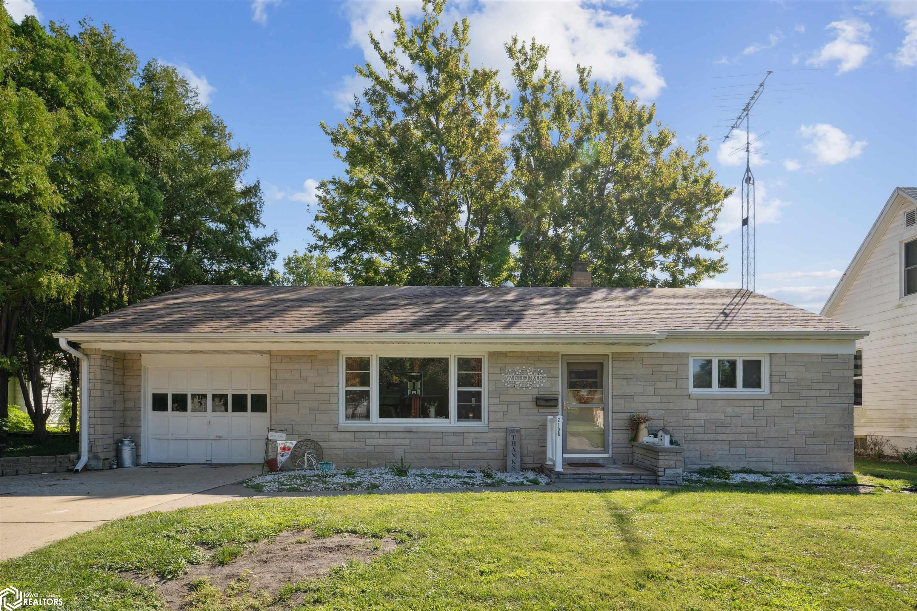 Vogt St, Burlington, IA 52601