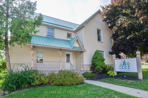 29 Albert St N, Orillia, ON, L3V5J9 | Card Image