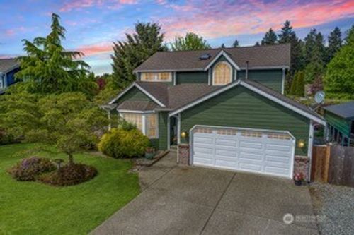11720 261st Avenue Ct E, Buckley, WA, 98321-9054 | Card Image