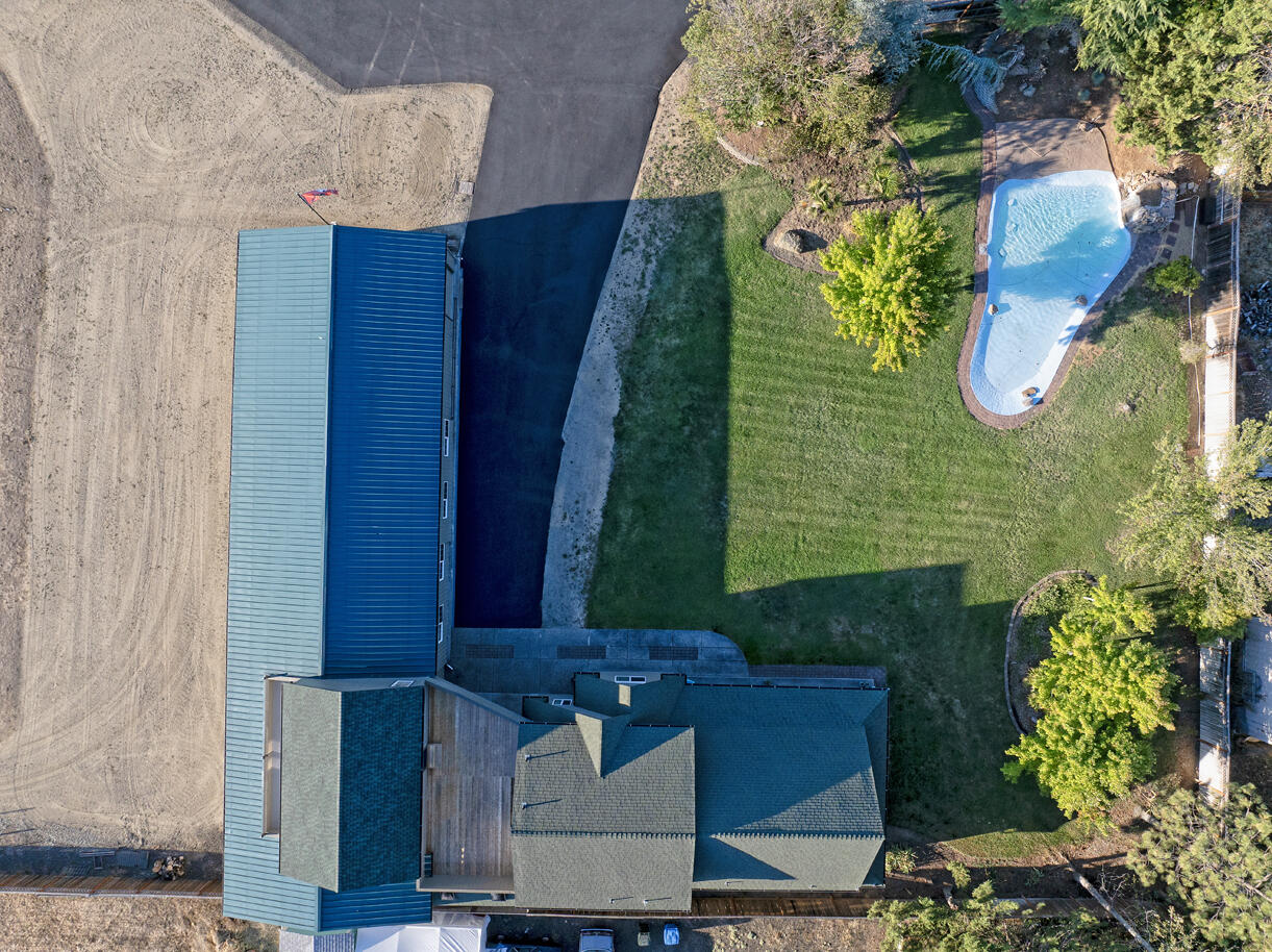 Residential in Shady Cove 2