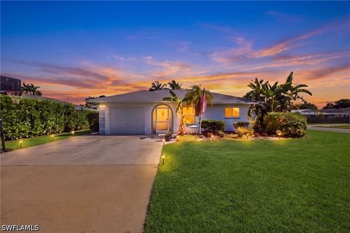 702 109th Ave N, Naples, FL, 34108-1959 | Card Image
