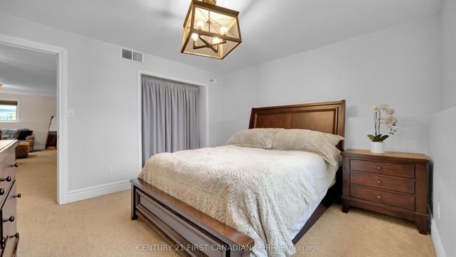 126 Scott St, House other with 3 bedrooms, 2 bathrooms and 4 parking in Strathroy ON | Image 25