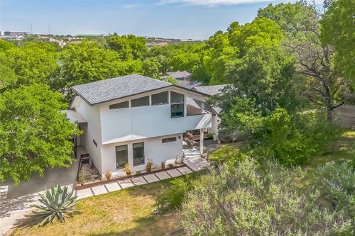 2502 Side Cv, Austin, TX, 78704-4533 | Card Image