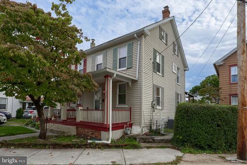 143 Nissley St, MIDDLETOWN, PA, 17057-1420 | Card Image
