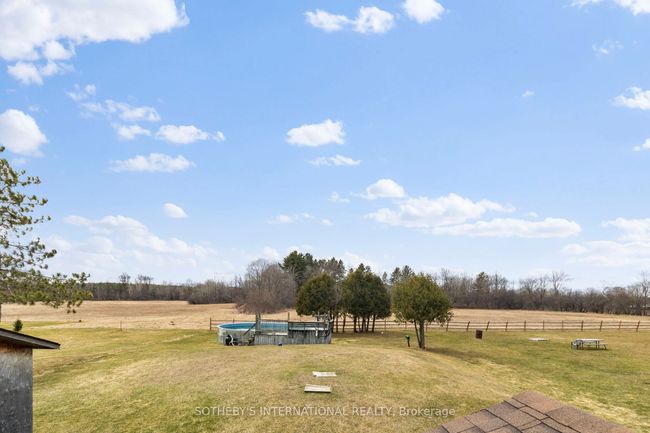 404 County Rd 29, House other with 3 bedrooms, 2 bathrooms and 10 parking in Toledo ON | Image 33