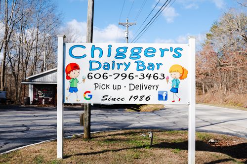 189 Clarksburg Rd, Vanceburg, KY, 41179-7716 | Card Image