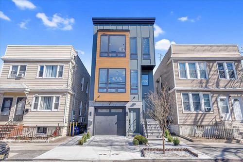 1-206 Clendenny Ave, Jersey City, NJ, 07304-1202 | Card Image
