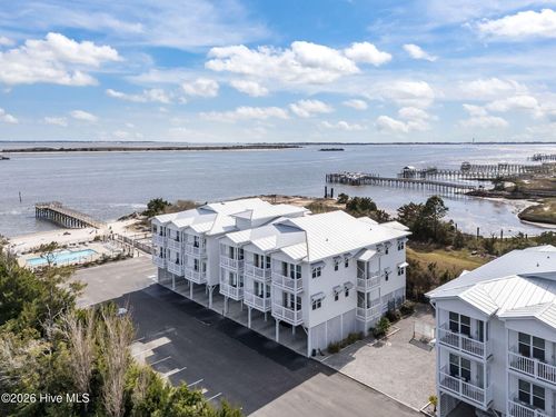 112-704 E Moore St, Southport, NC, 28461-4029 | Card Image
