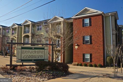 unit-b2-120 Moose Club Dr, Athens, GA, 30606-6625 | Card Image