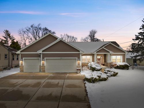 12718 W Colfax Pl, Butler, WI, 53007 | Card Image