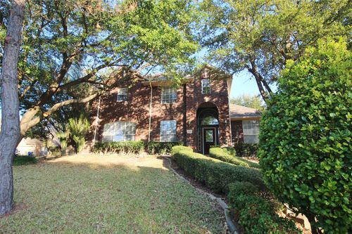 204 Devonshire Ct, Mckinney, TX, 75071-3459 | Card Image