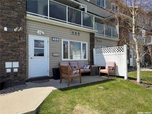 409-1022 Hampton Cir, Saskatoon, SK, S7R0K3 | Card Image