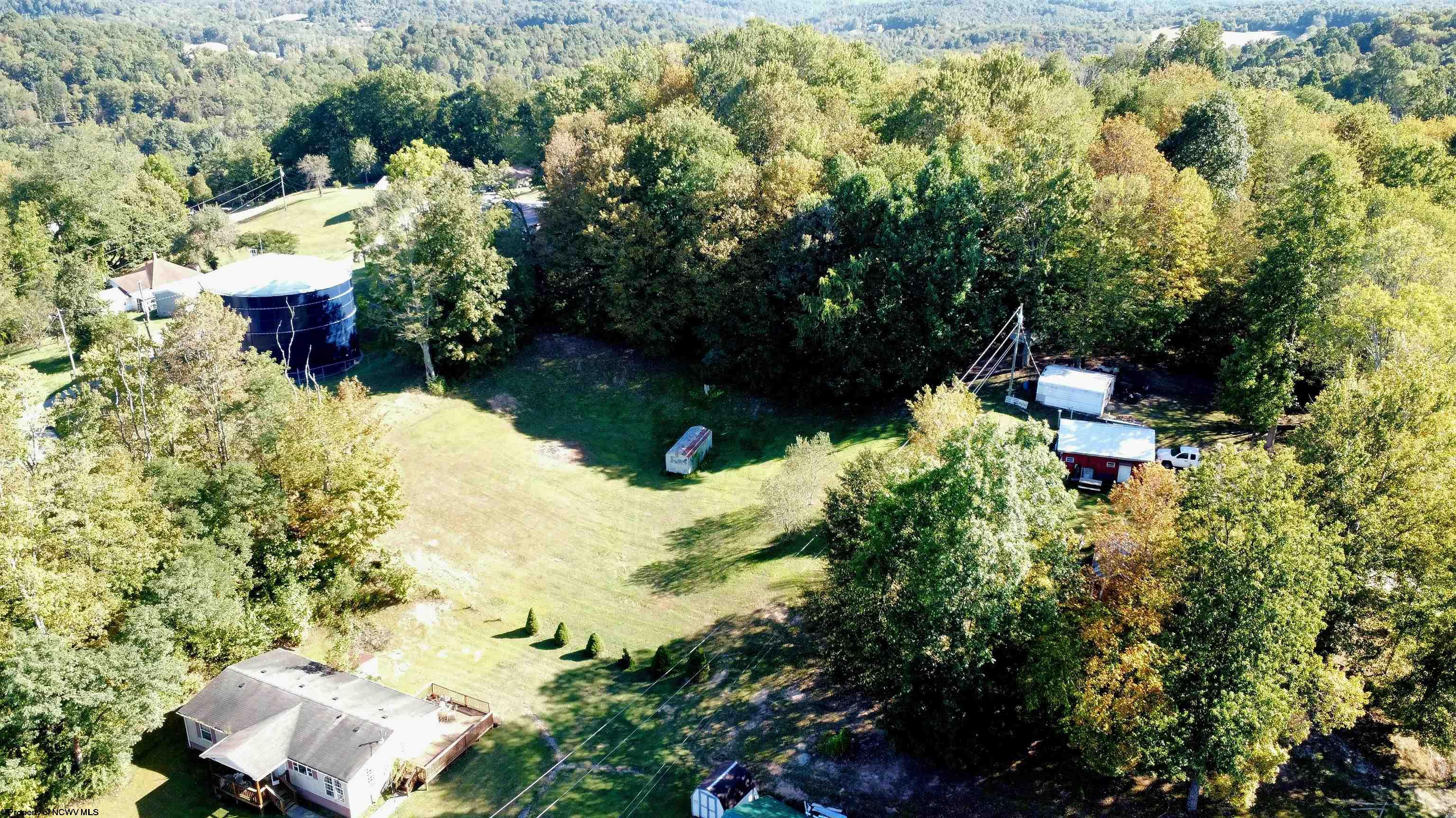 Land in Belington 4