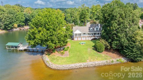 111 Leesburg Ln, Troutman, NC, 28166-7600 | Card Image