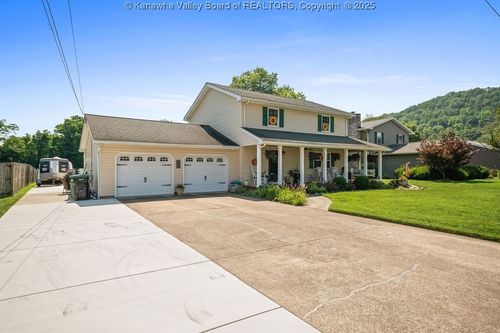 128 Westland Est, Winfield, WV, 25213-9704 | Card Image