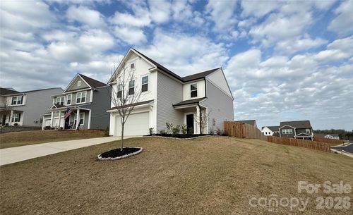 104 Mooring Dr, Statesville, NC, 28677-8474 | Card Image
