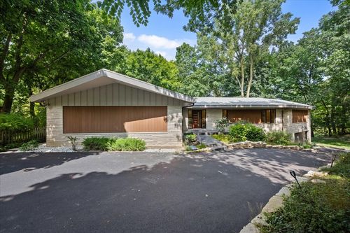 89 Cary Ave, Highland Park, IL, 60035-4701 | Card Image