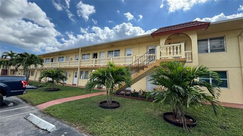 e20-160 Ne 203rd Ter, Miami Gardens, FL, 33179-6001 | Card Image
