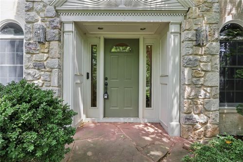 111 Manor Dr, LANSDALE, PA, 19446-1675 | Card Image