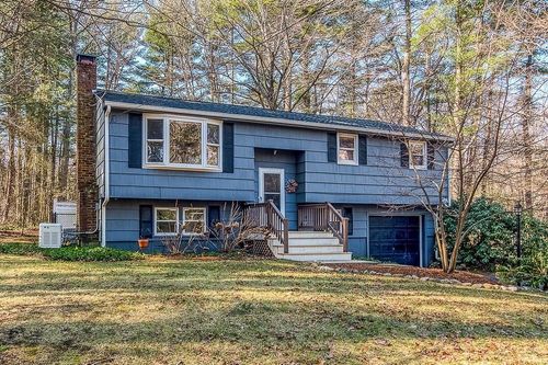 74 Anna Dr, East Bridgewater, MA, 02333 | Card Image