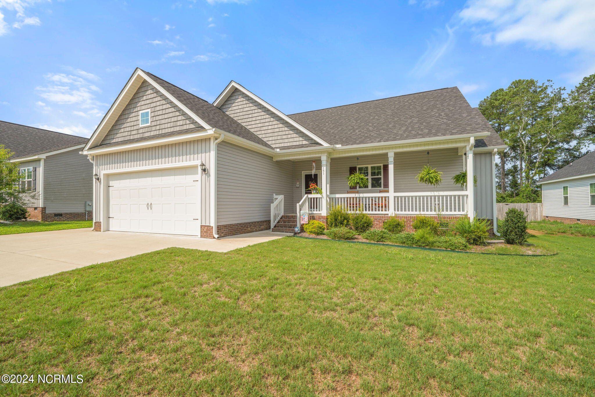 Poplar Dr, Clayton, NC 27520