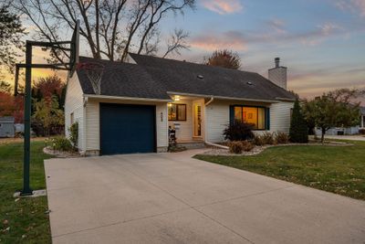 402 19th Street Sw, House other with 5 bedrooms, 1 bathrooms and null parking in Austin MN | Image 2