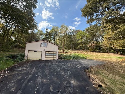 104 Marie Ln, Evans City, PA, 16033-7664 | Card Image