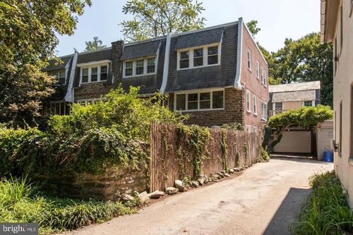 c-18 E Gorgas Ln, PHILADELPHIA, PA, 19119-2275 | Card Image