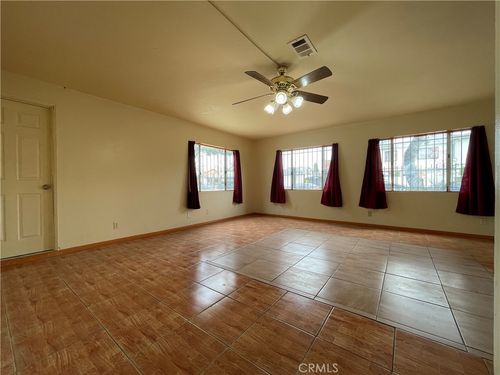 1349 Walnut Ave, Long Beach, CA, 90813-2403 | Card Image