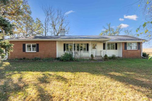 1836 105th St, Hazleton, IA, 50641-9677 | Card Image