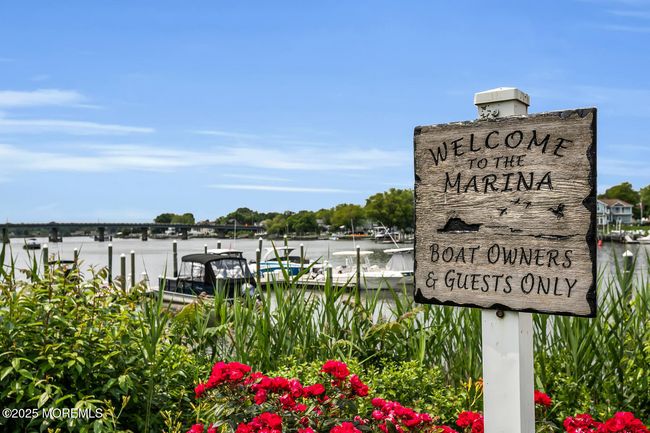 7 Navesink Ct, Condo with 3 bedrooms, 4 bathrooms and 2 parking in Long Branch NJ | Image 5
