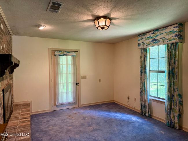 primarybedroomden | Image 16