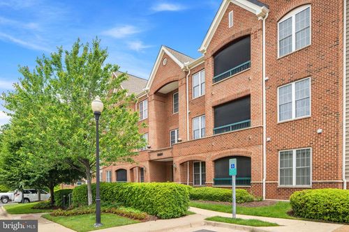 apt-201-13891 Chelmsford Dr, GAINESVILLE, VA, 20155-3131 | Card Image