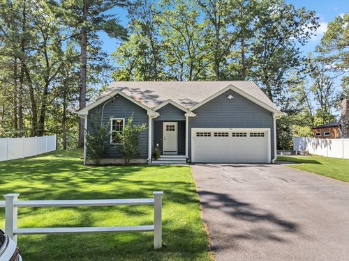 33 Phalanx St, Tyngsboro, MA, 01879-1115 | Card Image