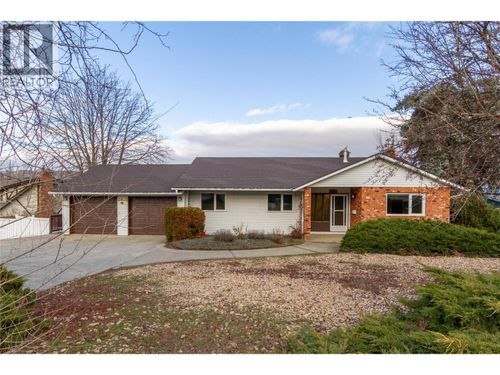 3985 15 Ave, Vernon, BC, V1T8H5 | Card Image