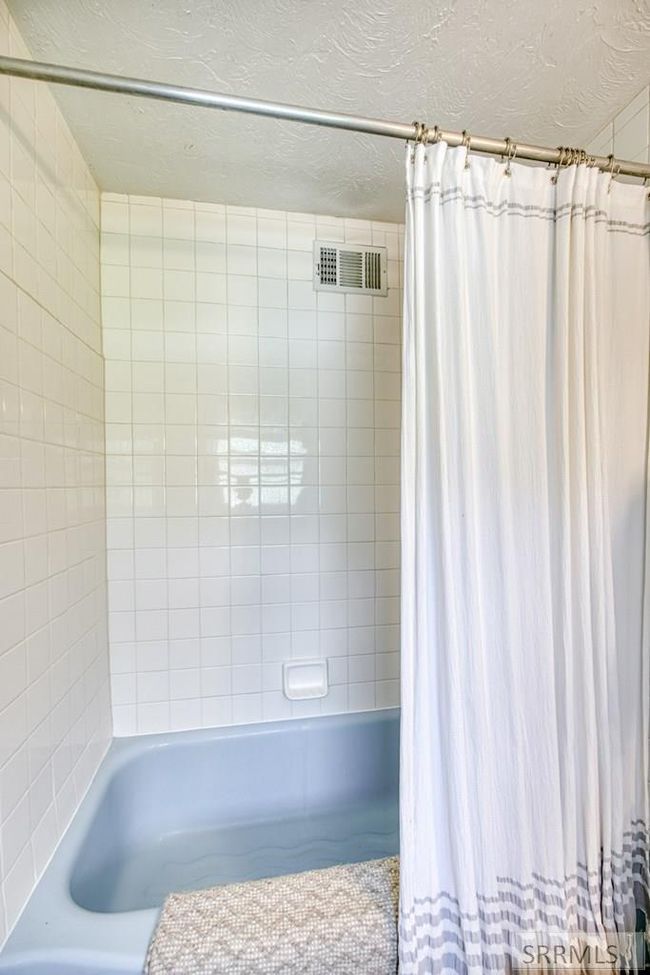 163 E 24th Street, House other with 5 bedrooms, 3 bathrooms and 3 parking in Idaho Falls ID | Image 55