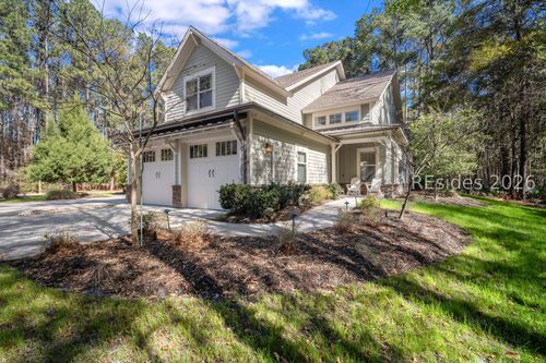 18 Pine Shadow Ct, Bluffton, SC, 29910-9318 | Card Image