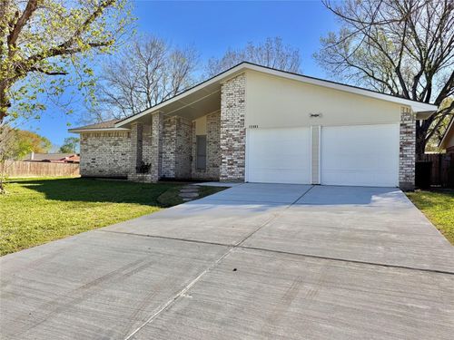 15903 Kenbrook Dr, Missouri City, TX, 77489-3303 | Card Image