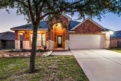 2017 Childress Dr, Forney, TX, 75126-5180 | Card Image