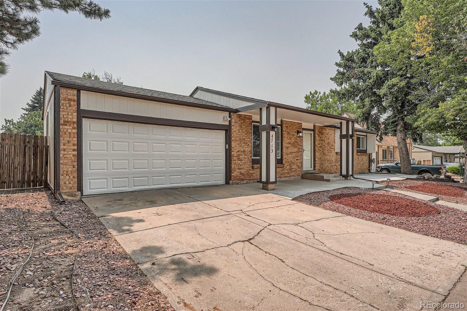 Lewiston Way, Aurora, CO 80015