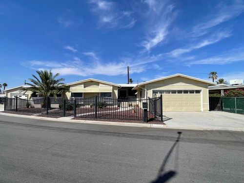 33600 Sundance Trl, Thousand Palms, CA, 92276-3965 | Card Image