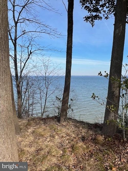 92 Castle Dr, MONTROSS, VA, 22520-8603 | Card Image