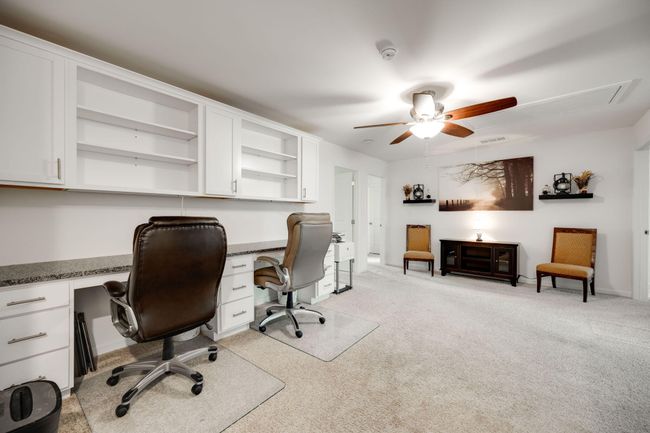 Upstairs loft area | Image 19