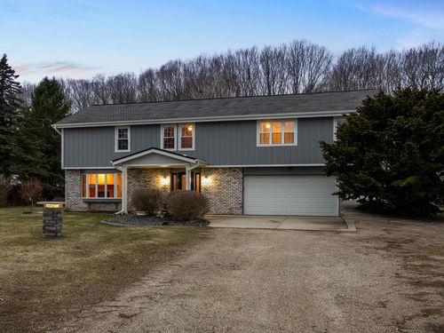 5304 Woodland Drive, Two Rivers, WI, 54241 | Card Image