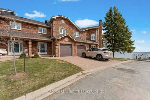 24-1098 King St W, Kingston, ON, K7M8J1 | Card Image