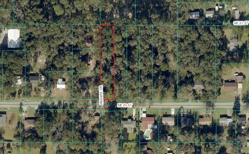 963 Ne 20th St, Ocala, FL, 34470-4265 | Card Image